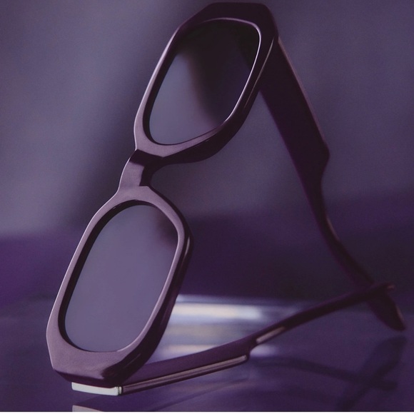 QUAY Hyped Up Sunglasses Amethyst Purple Frame Dark Amethyst Gradient Lens NWT - Picture 5 of 11